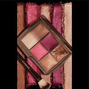 Hourglass ambient Universe unlocked